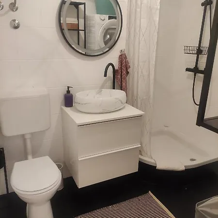 Apartament Malea *